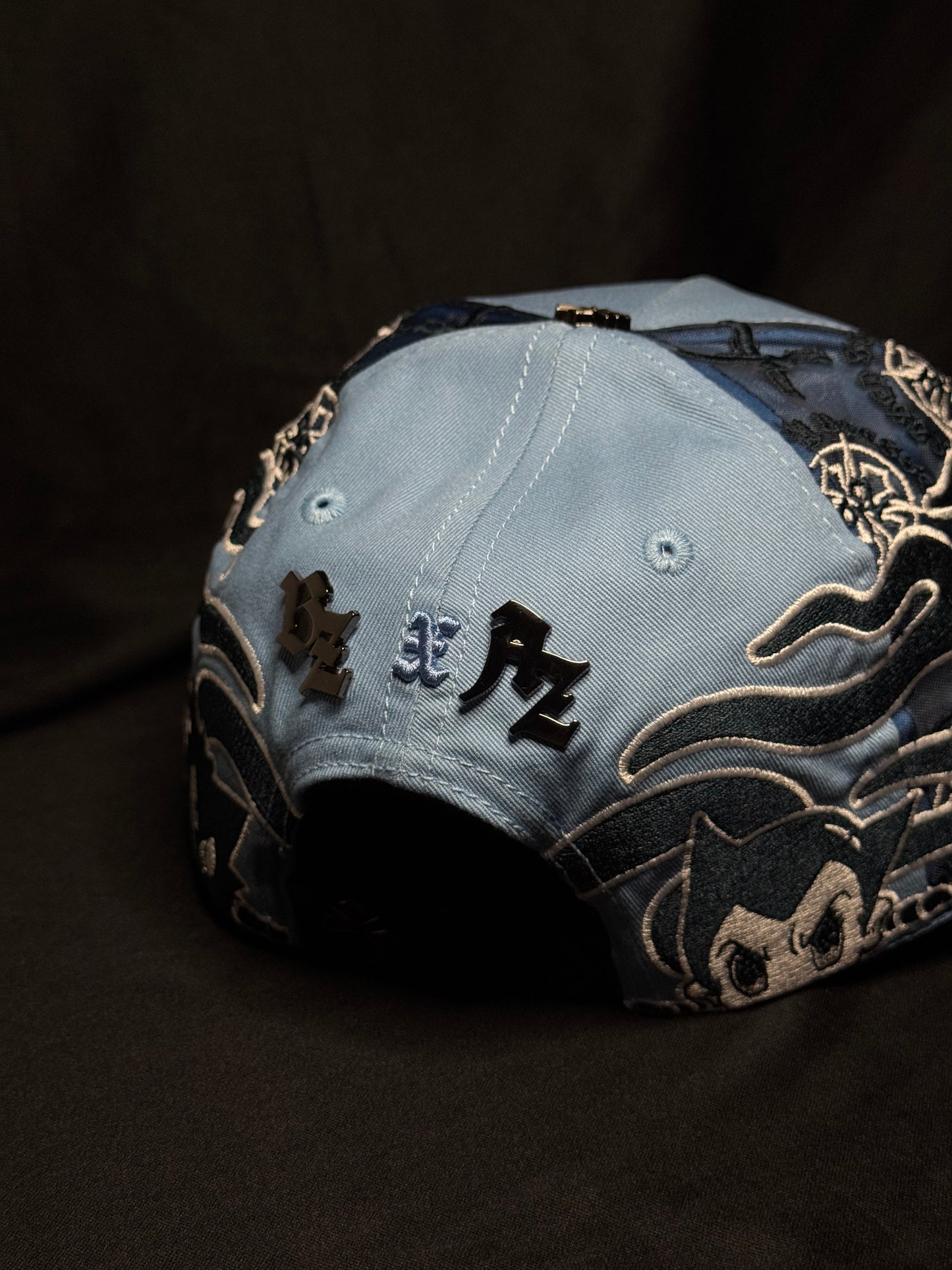 BÁEZ X SHIFU ASTROGENGAR AZUL