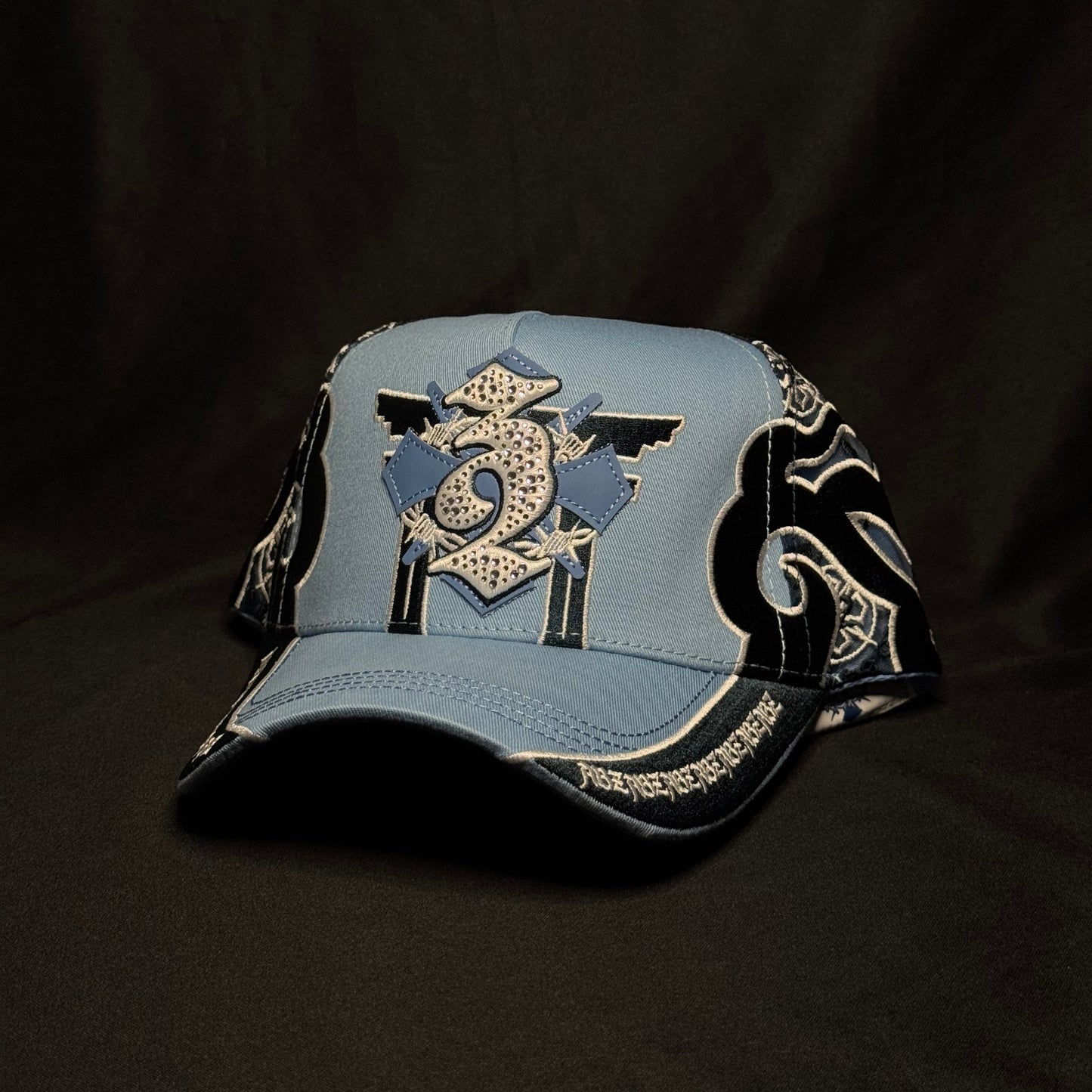BÁEZ X SHIFU ASTROGENGAR AZUL