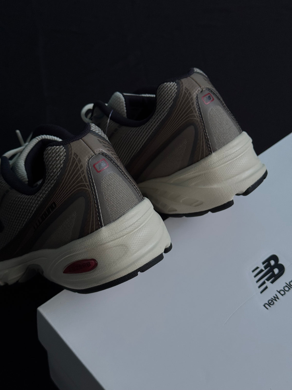 TENIS NEW BALANCE x JJJJOUND 'MUSHROOM'